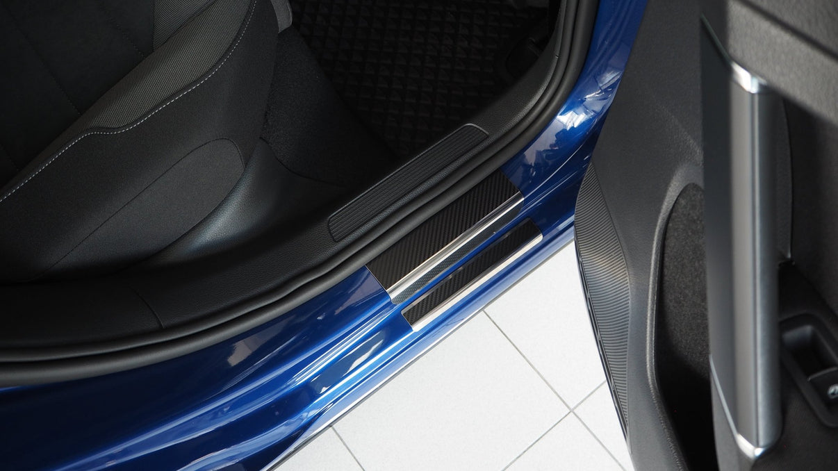 Tröskelskydd VW Golf VII 5D/Kombi 2012–2019 – kolfiber-look - Carlevel AB - Fordon och delar > Fordonsdelar > Karossdelar