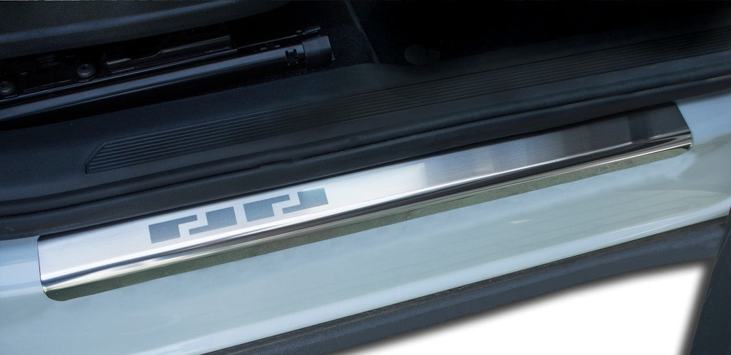 Tröskelskydd till VW ID.4 2020+ – 4-pack stål Alu-Frost – produktbild framifrån | Alu-Frost