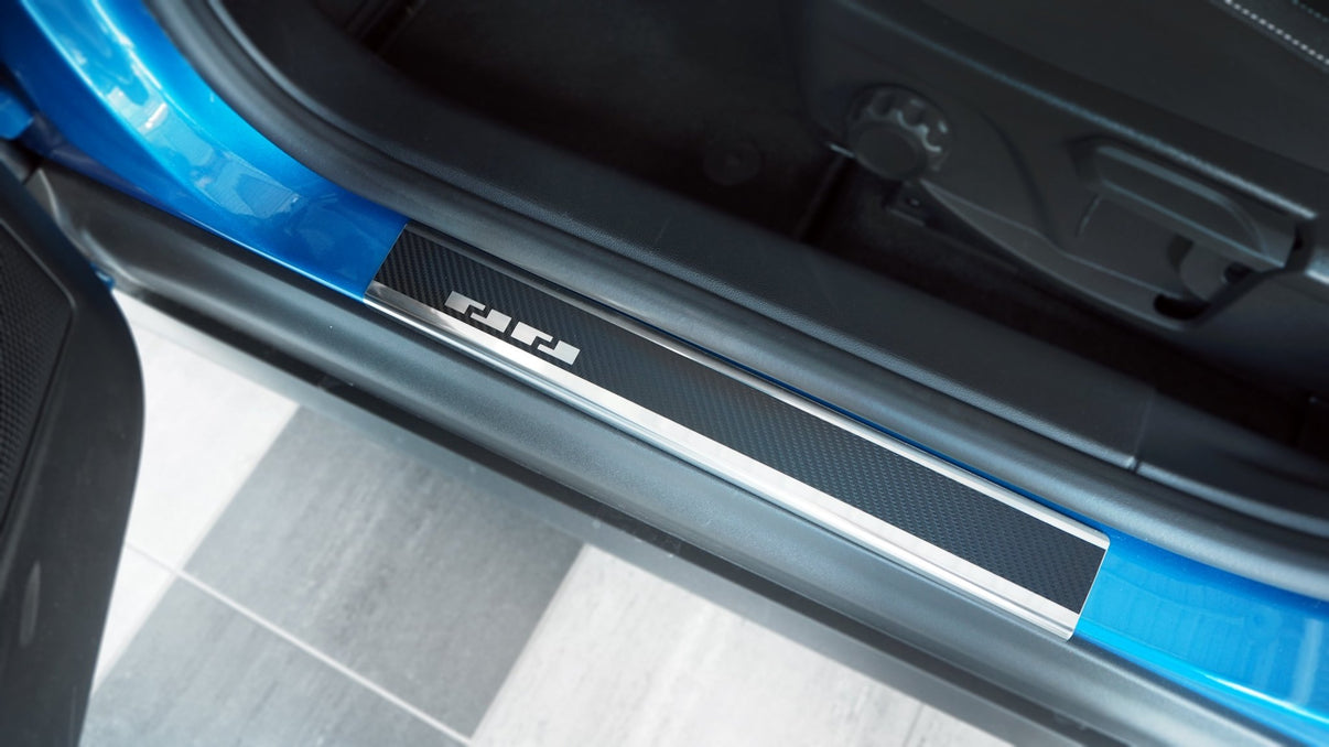 Tröskelskydd stål/kolfiber Ford Focus IV 4D/5D/Kombi 2018–2025 - Carlevel - 