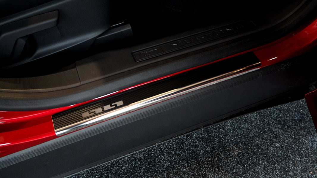 Tröskelskydd stål/kolfiber Ford Mustang Mach - E 2021+ - Carlevel - 